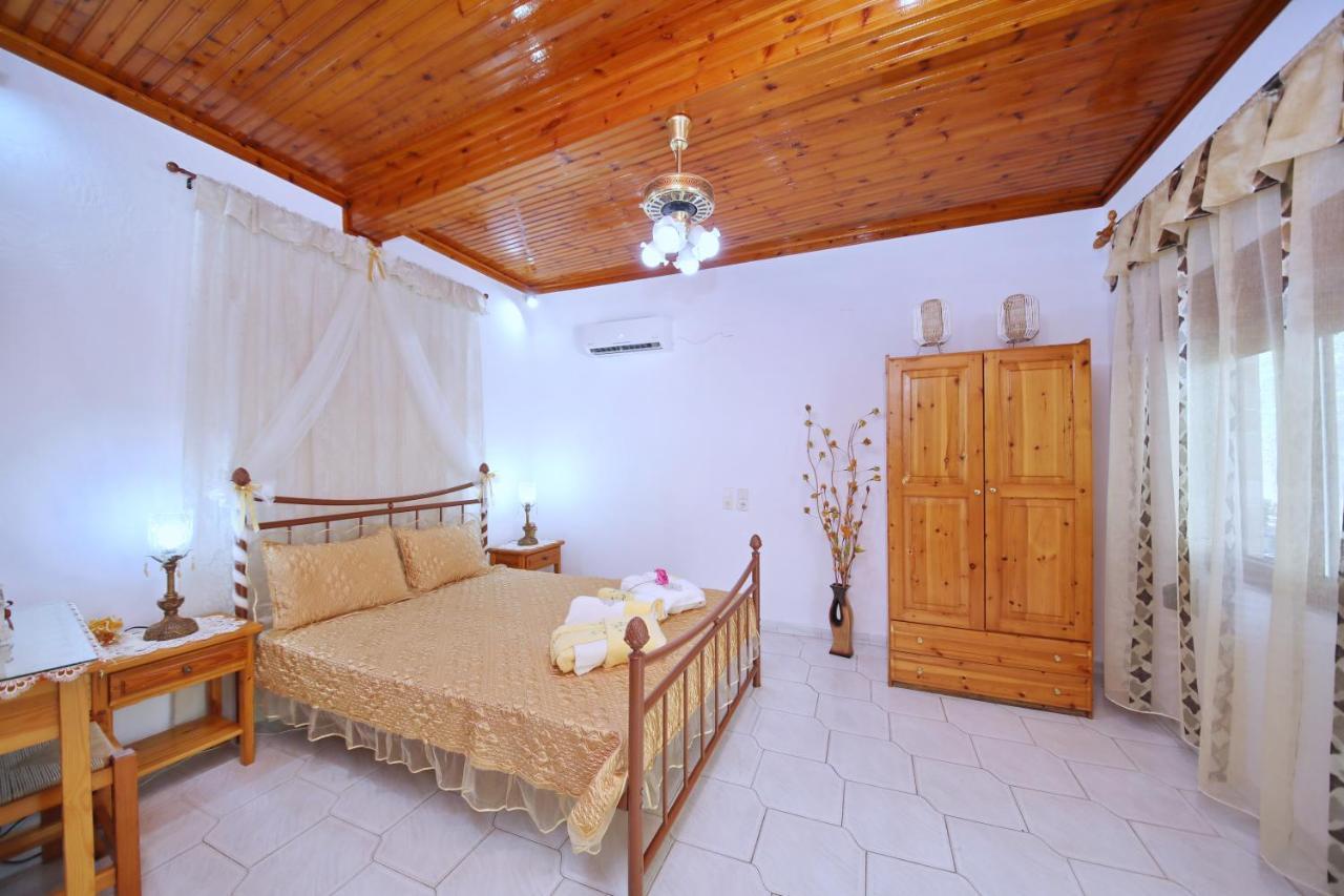 Vasia'S Small Villa Skopelos Buitenkant foto