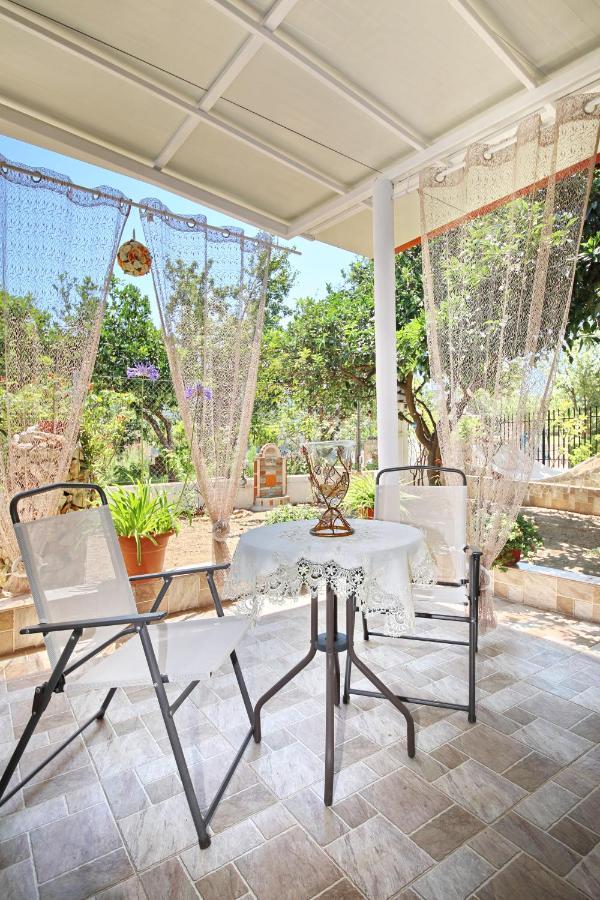 Vasia'S Small Villa Skopelos Buitenkant foto