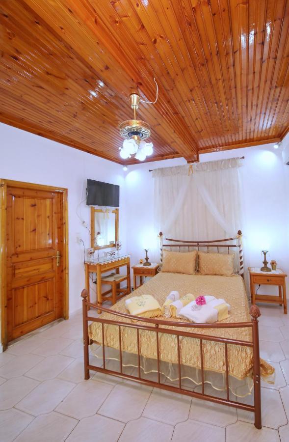 Vasia'S Small Villa Skopelos Buitenkant foto
